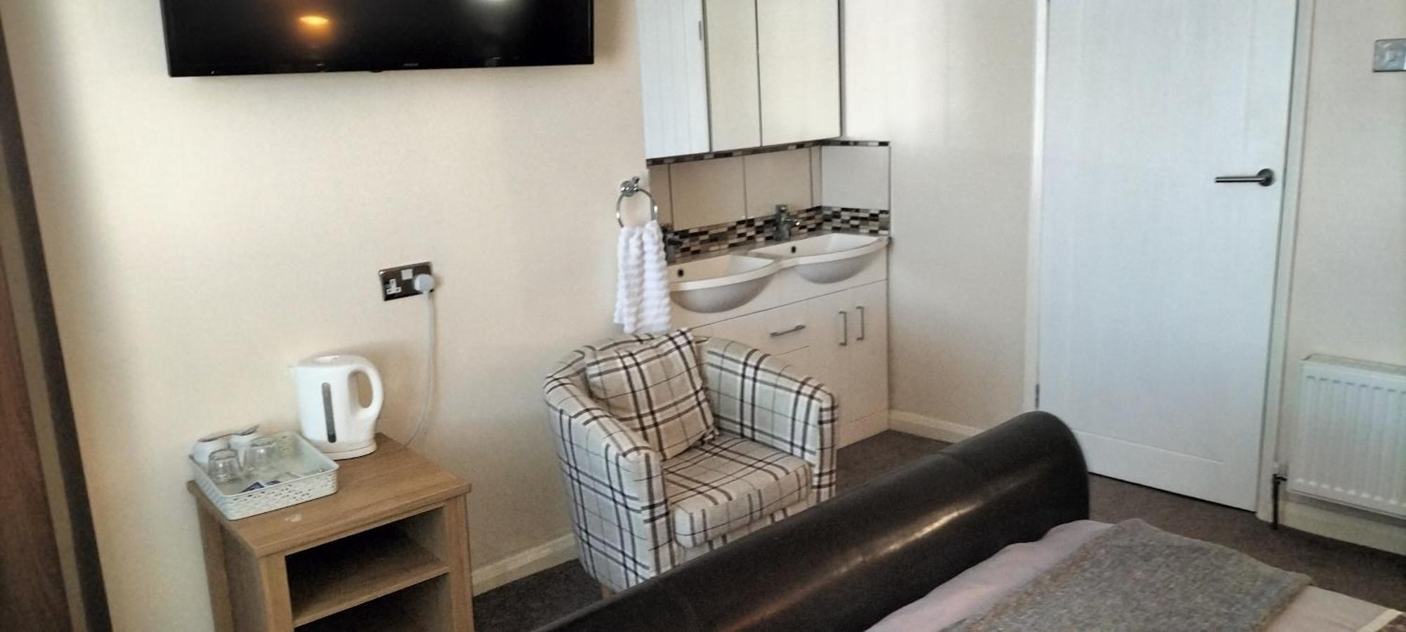 The New Accommodation Free Complementary Breakfast Tibshelf Zimmer foto